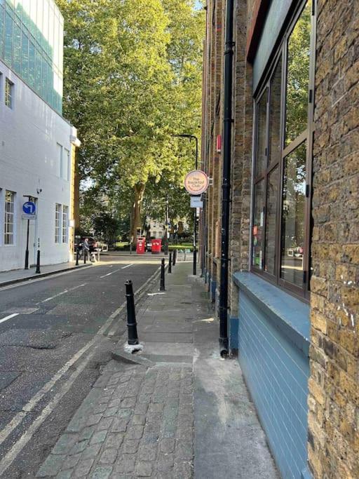 1 Bed Flat With View Of Vibrant Hoxton Square Appartamento Londra